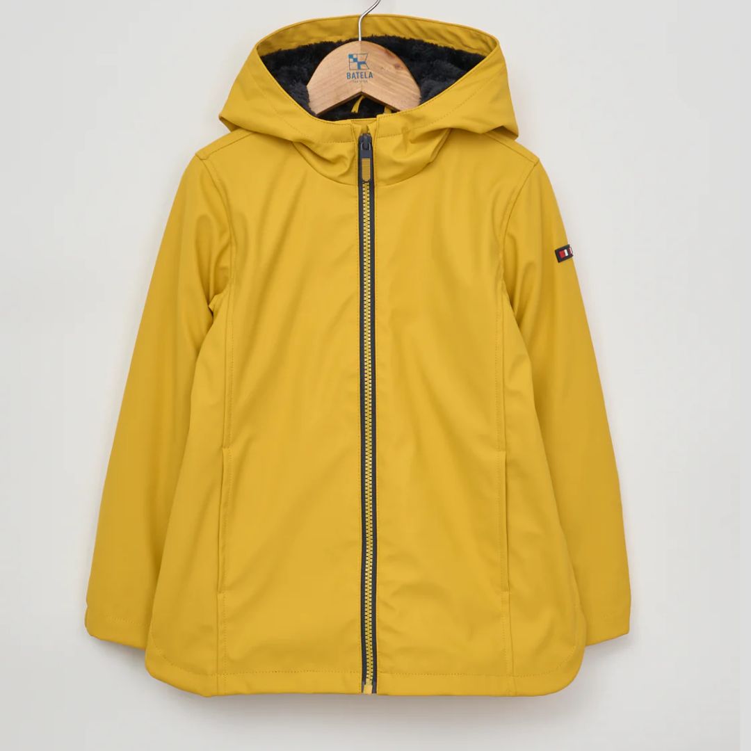 Chubasquero infantil acampanado con borreguito